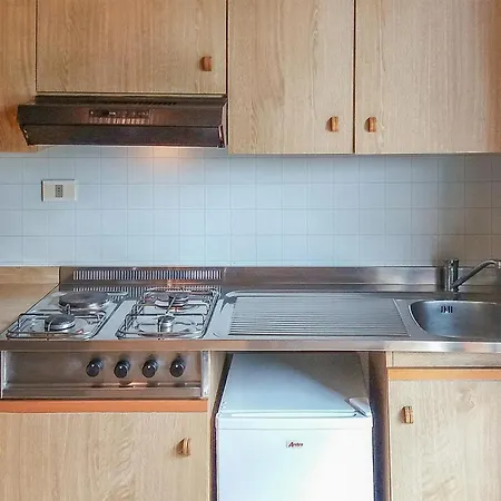 Gorgeous In With Kitchenette 比比翁